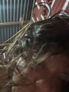 diamore3377 online show from April 2026 06:19:01 AM