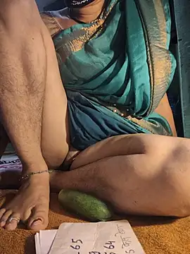 Snapshot of Geeta-143 chatting on July 2026 10:42:01 AM Geeta-143 online show from July 2026 10:42:01 AM