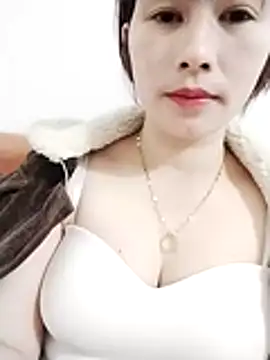 Swan-white123 online show from January 2026 04:43:02 PM