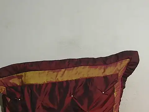 GucciladyXXXX online show from July 2026 06:11:01 PM