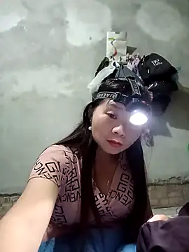 vangkt-cute online show from December 2025 11:50:01 AM