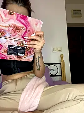 MissyDior8 online show from November 2025 06:24:02 AM