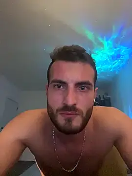 Snapshot of RooftopClimber chatting on November 2025 01:59:01 AM RooftopClimber online show from November 2025 01:59:01 AM