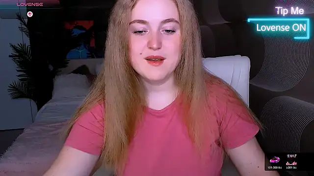 Kate Moan online show from November 2025 07:41:02 AM