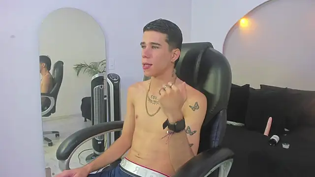 Gabo white1 online show from December 2025 04:18:02 AM