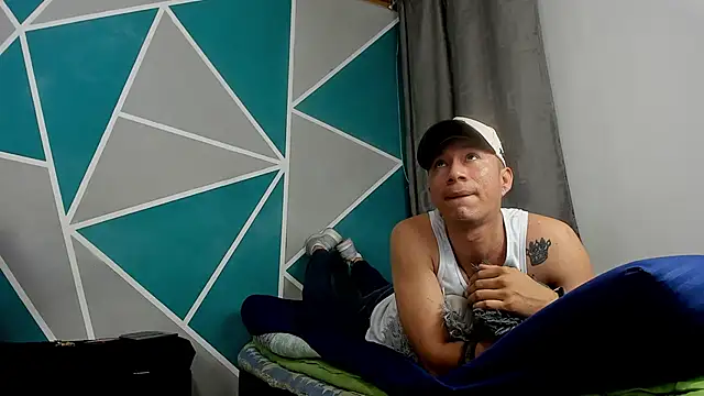 Stiven gutierrez online show from November 2025 11:21:02 AM