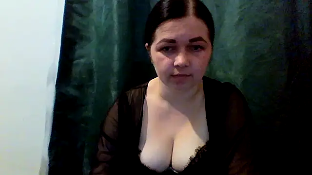 Snapshot of Vitalina282128 chatting on May 2026 10:52:02 AM Vitalina282128 online show from May 2026 10:52:02 AM