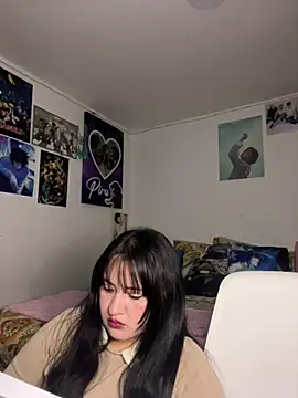 Snapshot of Just_danna chatting on July 2026 04:29:01 AM Just danna online show from July 2026 04:29:01 AM