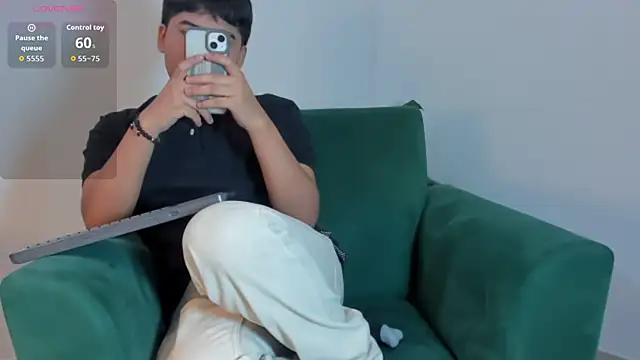 3guy3 online show from November 2025 07:24:01 PM