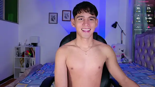 estebanperez 26 online show from April 2026 11:06:01 AM