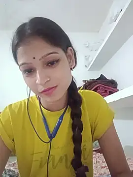 Mohnicute online show from June 2026 05:16:02 PM