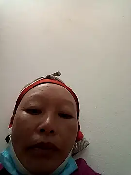 girl-hot2x online show from November 2025 11:07:02 PM