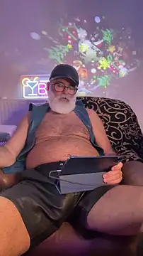 LeatherSdaddy online show from December 2025 02:49:01 AM
