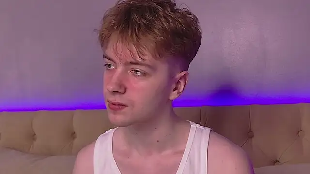 Snapshot of Paul_Holt chatting on November 2025 08:47:02 PM Paul Holt online show from November 2025 08:47:02 PM