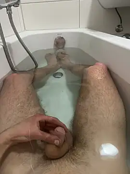 lukasDickpic12 online show from January 2026 10:36:01 PM