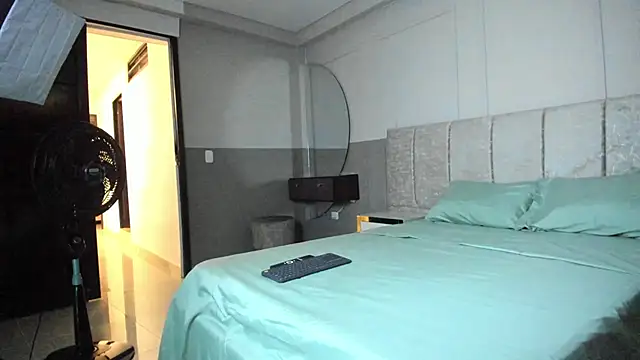 angel pervert14 online show from November 2025 08:31:01 PM