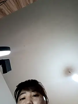 Nuomi6 online show from April 2026 01:52:02 AM