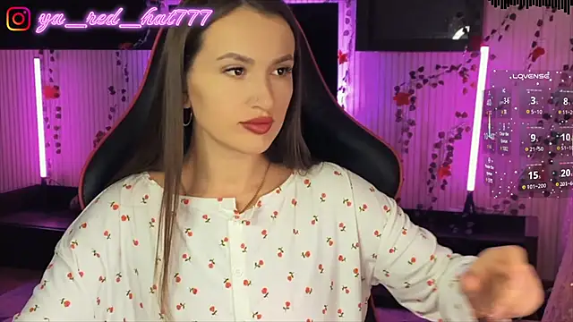 -RED HAT- online show from April 2026 05:42:02 PM