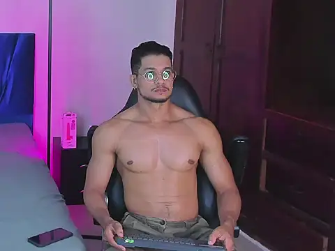 Nolan joness online show from March 2026 09:05:01 PM