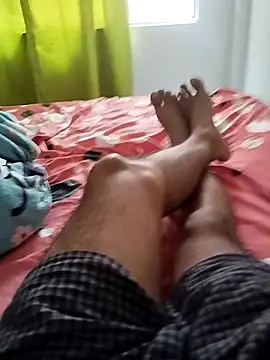 Chris    Col online show from November 2025 04:27:01 PM