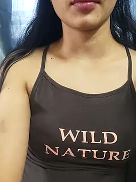 Desire Lu online show from November 2025 10:47:02 AM