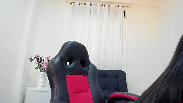 ana maria    online show from December 2025 12:51:02 AM