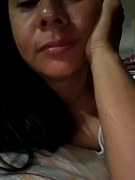 Aleja-198522 online show from November 2025 01:51:01 PM