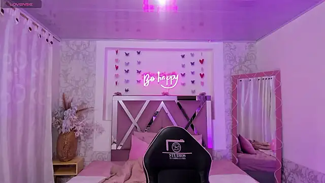 ISABELA TAY online show from March 2026 11:38:02 AM