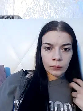 JhonSHelBy7LuNa online show from December 2025 12:40:02 AM