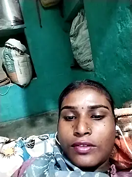 Big Lovexx online show from April 2026 03:31:01 PM