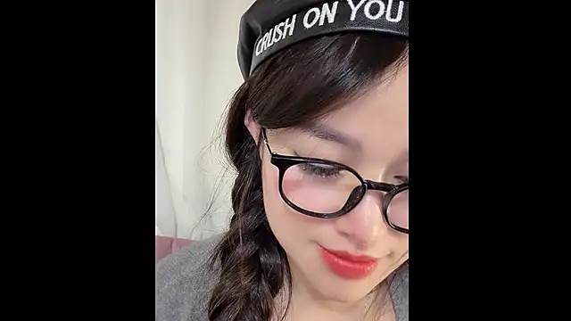 MiCandy-Lovee online show from November 2025 07:01:02 PM