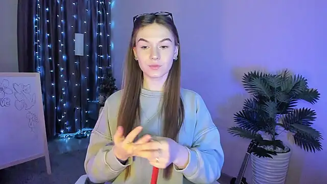 luna lust 212 online show from February 2026 04:19:02 AM