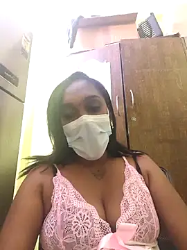 Dharshini98 online show from December 2025 10:39:02 PM