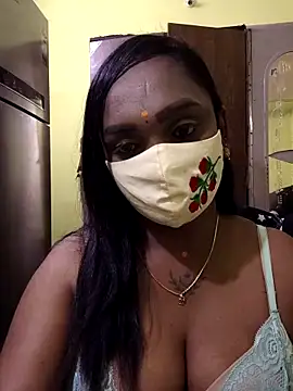 Dharshini98 online show from March 2026 10:04:01 PM