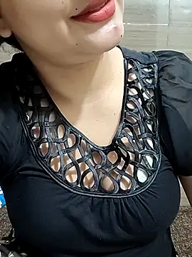 Cute Ayushii online show from July 2026 11:40:02 PM