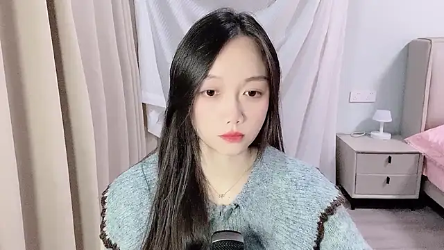 BoiI2u online show from November 2025 03:33:01 PM