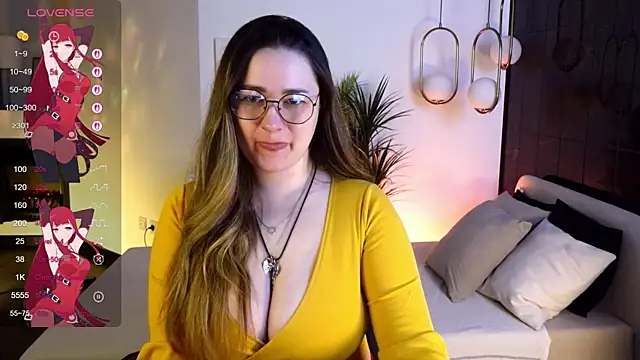 EmmaBloomm online show from November 2025 11:04:02 PM