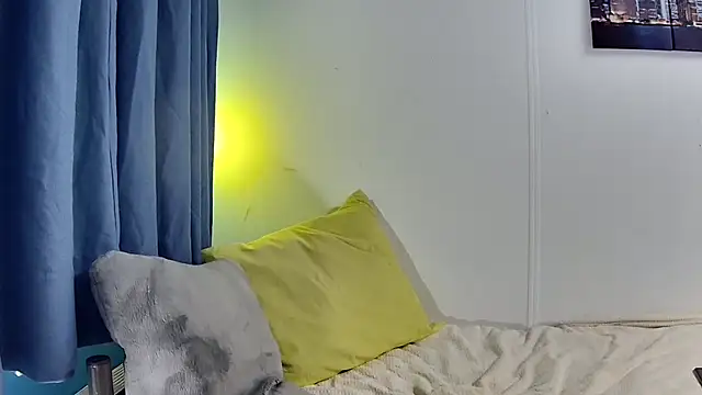 Leila cam18 online show from November 2025 03:45:02 AM