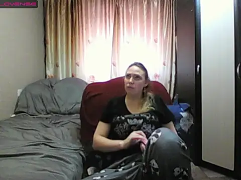 Snapshot of JenniDeep chatting on February 2026 10:04:01 AM JenniDeep online show from February 2026 10:04:01 AM