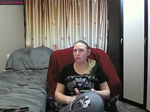 Snapshot of JenniDeep chatting on February 2026 10:21:01 PM JenniDeep online show from February 2026 10:21:01 PM