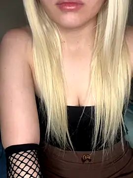 ruskalida online show from November 2025 04:44:02 AM