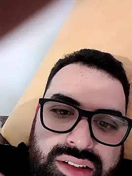 julianlondo111 online show from February 2026 11:14:01 PM