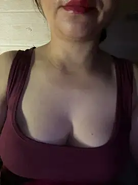 Diana-sexyy online show from July 2026 08:35:01 PM