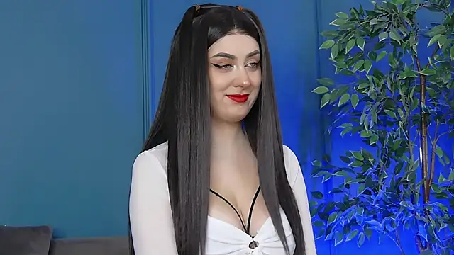 IrissBell online show from November 2025 06:59:01 AM