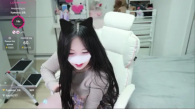 kimhyeona2005 online show from April 2026 11:40:01 AM