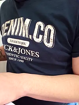 7allexx online show from February 2026 11:37:02 AM