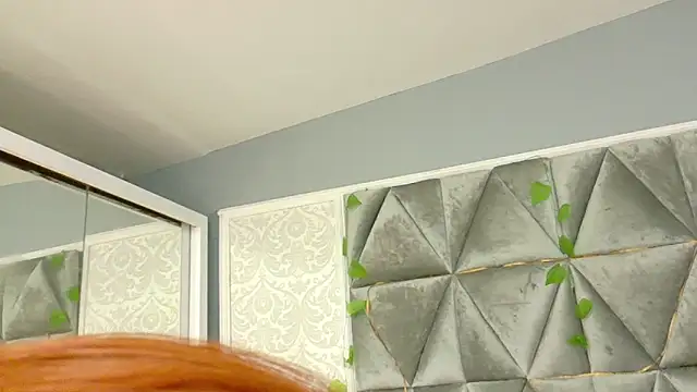 Miaa Grace  online show from April 2026 01:04:01 PM