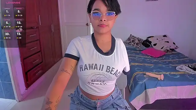 Tatiana-Jaaramillo online show from April 2026 01:21:01 PM