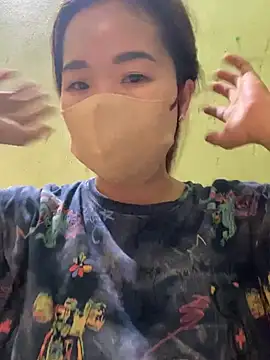 -Bella-a online show from April 2026 12:48:01 AM