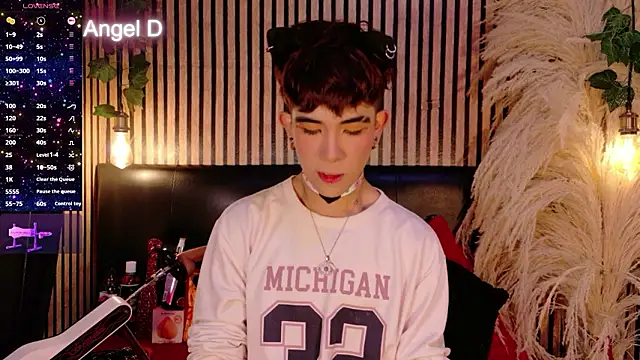 Angeldust19 online show from February 2026 04:08:02 AM